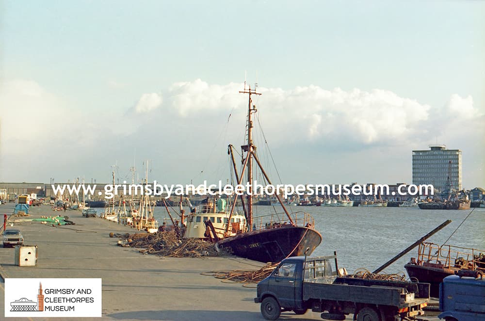 <p>‘Ross Civet’ GY.652 on the North Wall, Grimsby 1982.</p>
